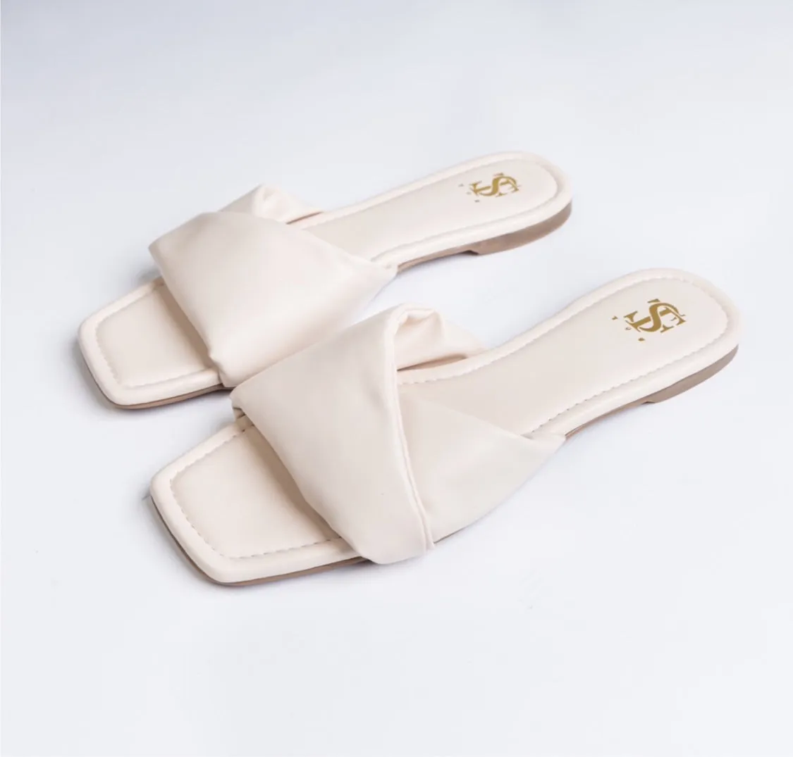 Bianca Beige Twisted Sliders