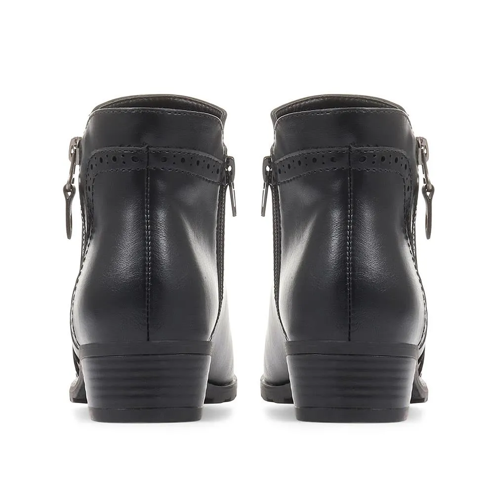 Block-Heeled Smart Ankle Boots - WBINS36057 / 322 764