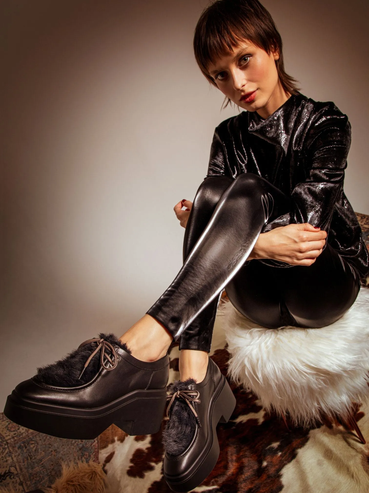 NORTON, black & faux fur